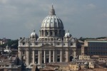 Ватикан сравнил женщин-священников с педофилами