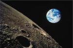 На Луне найден человеческий скелет