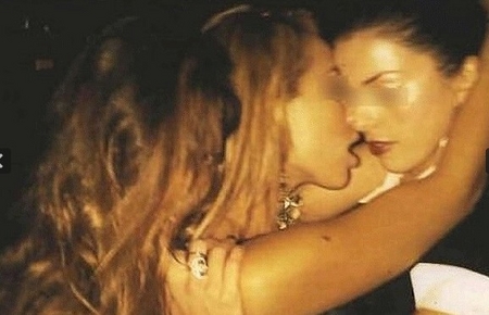 Фотографии с секс-вечеринки Берлускони попали в прессу