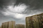 России угрожают ураганы и смерчи