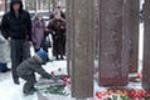 В Перми установлен памятник жертвам трагедии в ночном клубе «Хромая лошадь»
