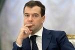 Премьер-министр России Дмитрий Медведев призвал Грузинские власти вступить в переговорный процесс с Южной Осетией