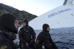 Спасатели обнаружили тела двух погибших на Costa Concordia - для идентификации нужна экспертиза ДНК