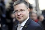 Глава правительства Латвии взял на себя ответственость за трагедию в Риге