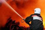 При тушении пожара на складе с горючими веществами в Хабаровске пострадали 6 человек