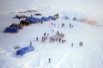 Обитатели станции «Северный полюс-2015» доставлены в Мурманск