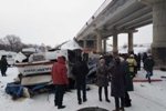 В Забайкалье с моста на лед замерзшей реки упал автобус, имеется много жертв
